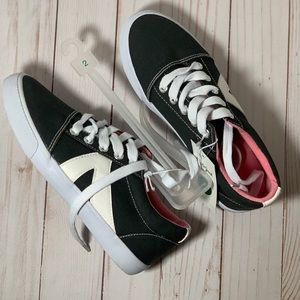 🆕🔥Cat & Jack Little Girls Frossa Sneakers